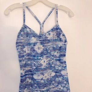 Lululemon workout power y tank size 8